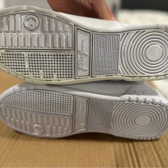 VTG New in the box. White/ Chrome Phat Farm Hampton 04 Sneakers. Women’s Sz: 7.5 - Picture 3 of 9